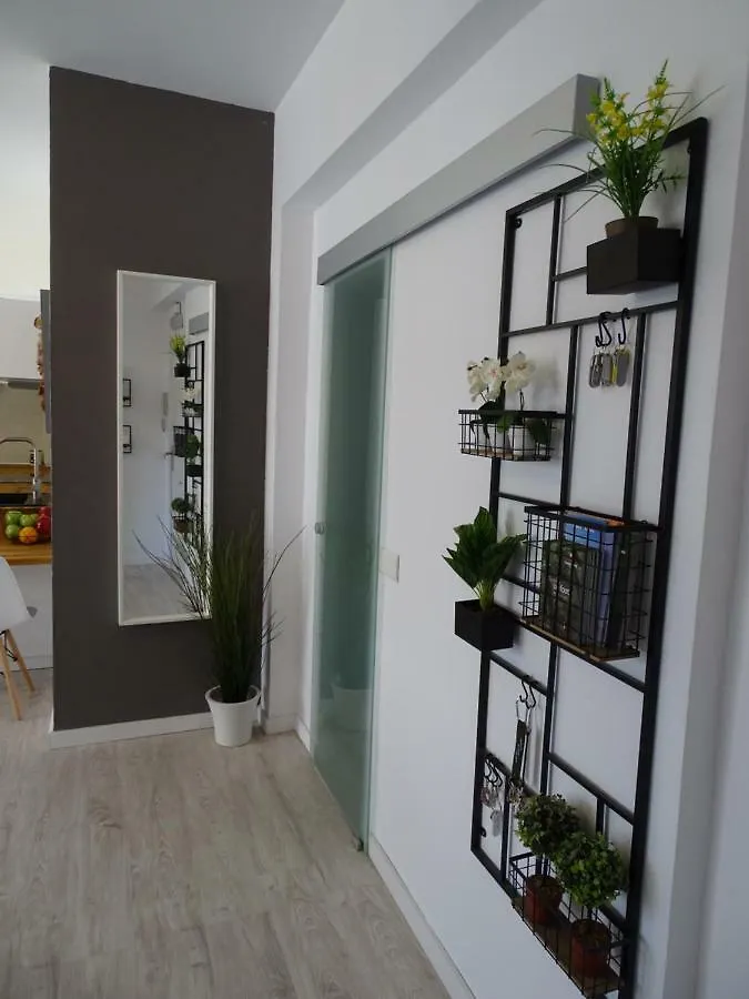 Santa Cruz Luxury Low-Cost Apartment With Terrace & Views  Santa Cruz de Tenerife