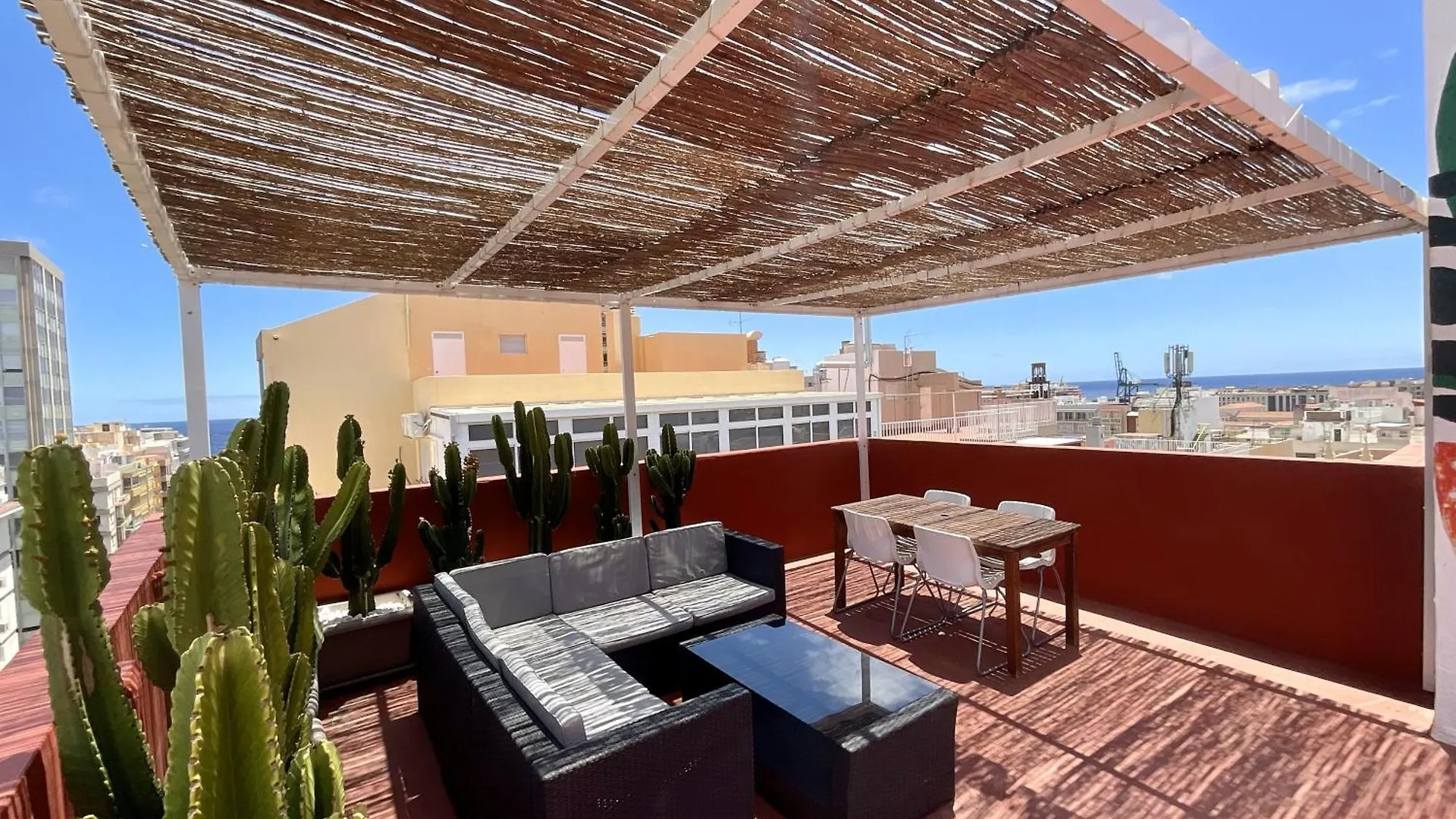Santa Cruz Luxury Low-Cost Apartment With Terrace & Views 0*, Santa Cruz de Tenerife