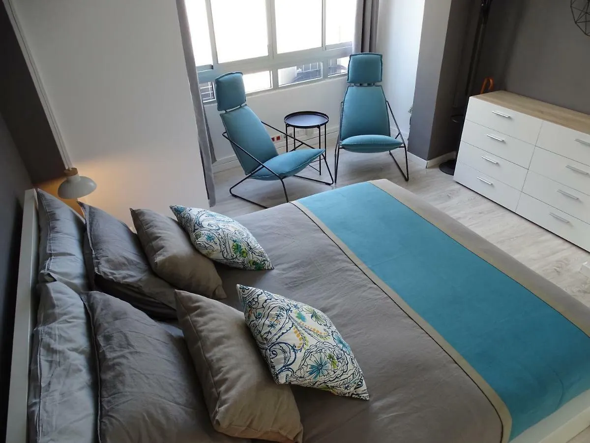 Santa Cruz Luxury Low-Cost Apartment With Terrace & Views